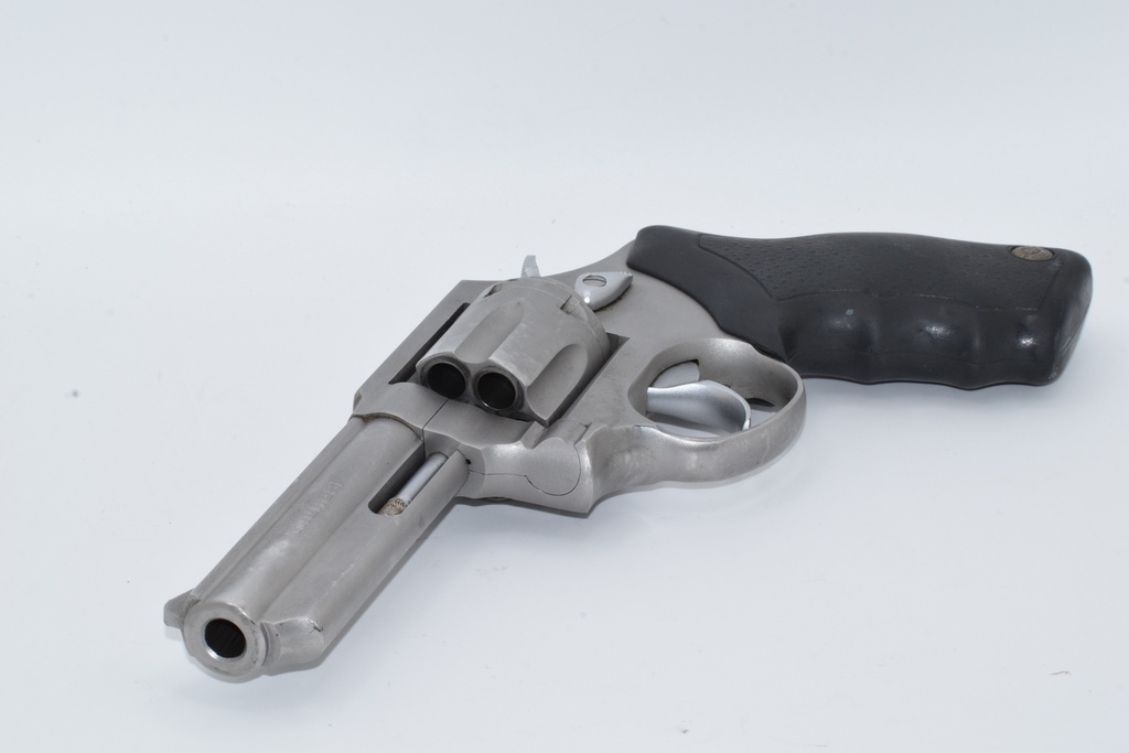TAURUS 82S 38Spl Revolver (Police Trade In)